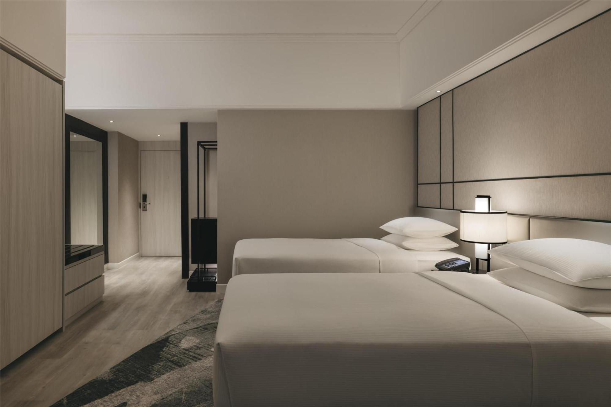 Hilton Orchard Singapore